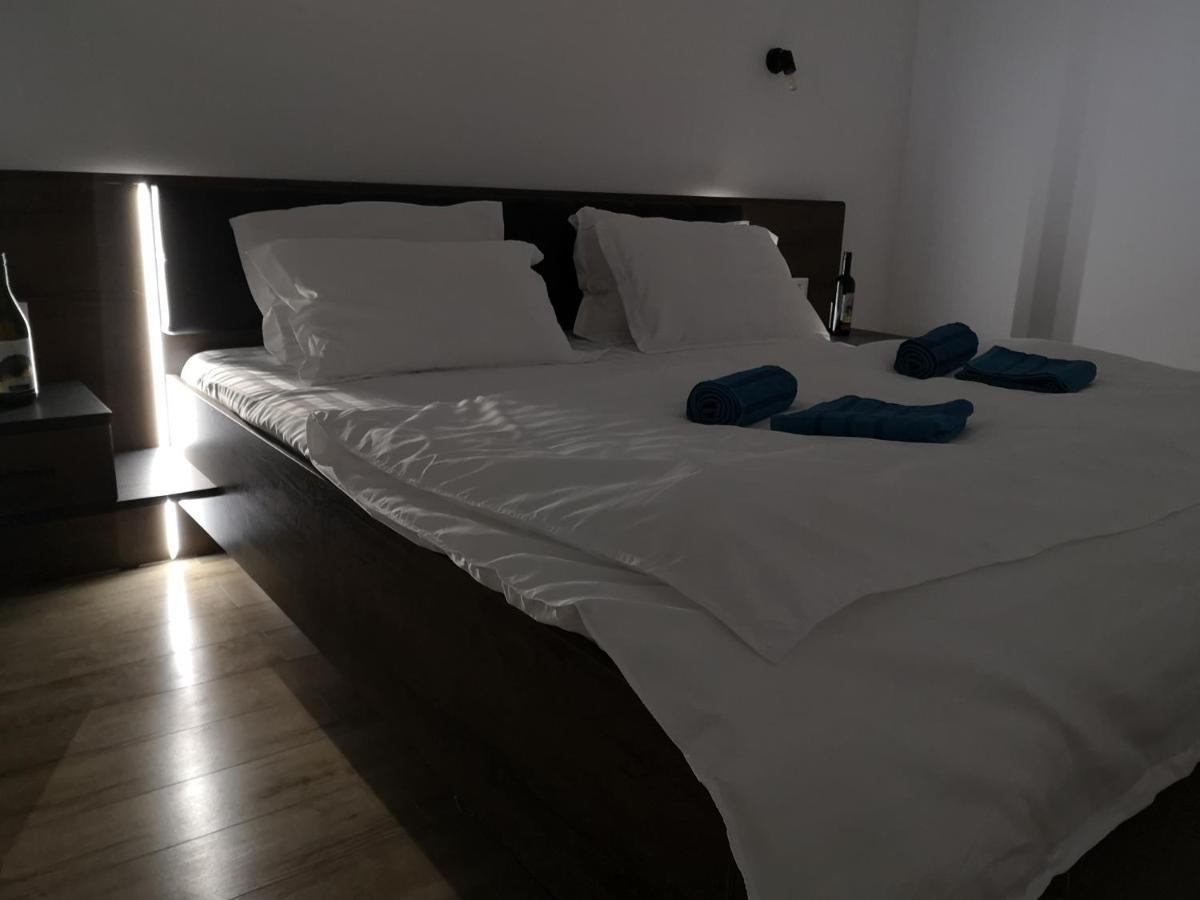Ared-Atrium Mall Chrysflatty3 Premium Apartment 60Mp Arad Bagian luar foto