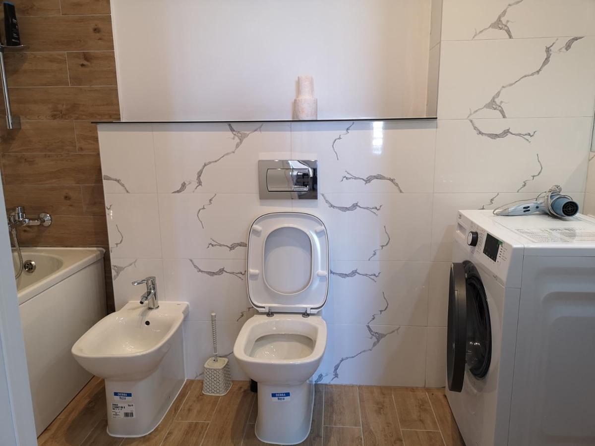 Ared-Atrium Mall Chrysflatty3 Premium Apartment 60Mp Arad Bagian luar foto