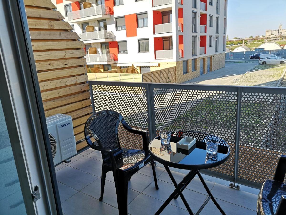Ared-Atrium Mall Chrysflatty3 Premium Apartment 60Mp Arad Bagian luar foto