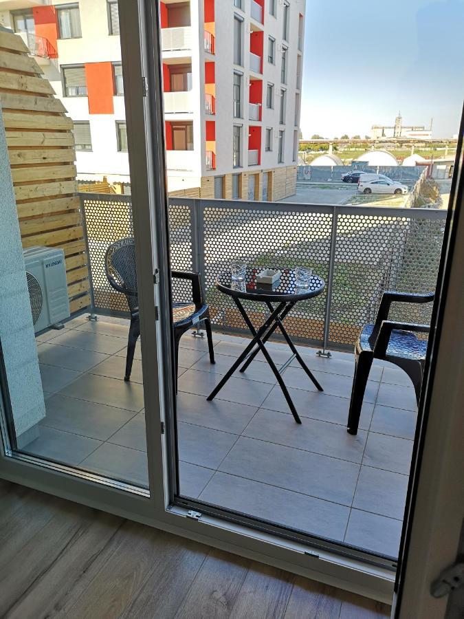 Ared-Atrium Mall Chrysflatty3 Premium Apartment 60Mp Arad Bagian luar foto