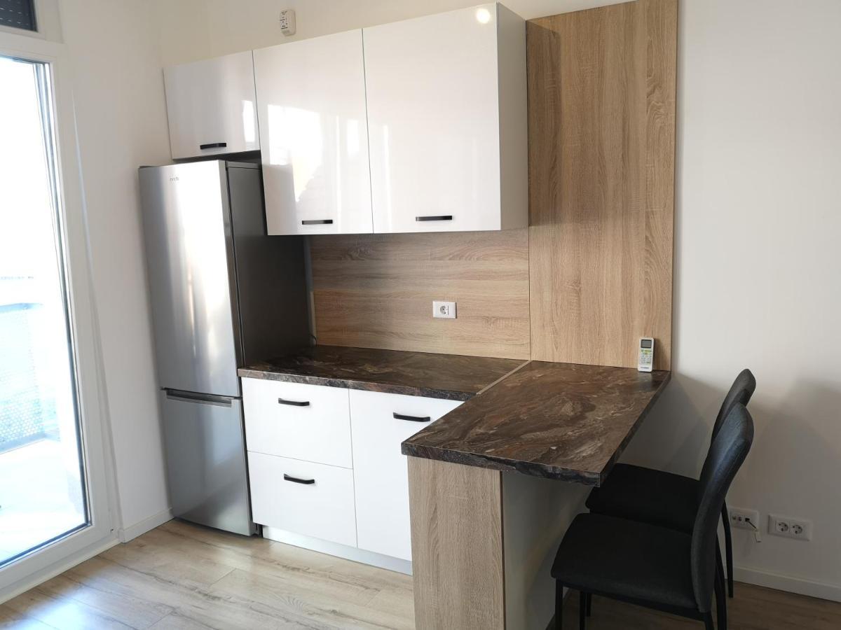 Ared-Atrium Mall Chrysflatty3 Premium Apartment 60Mp Arad Bagian luar foto